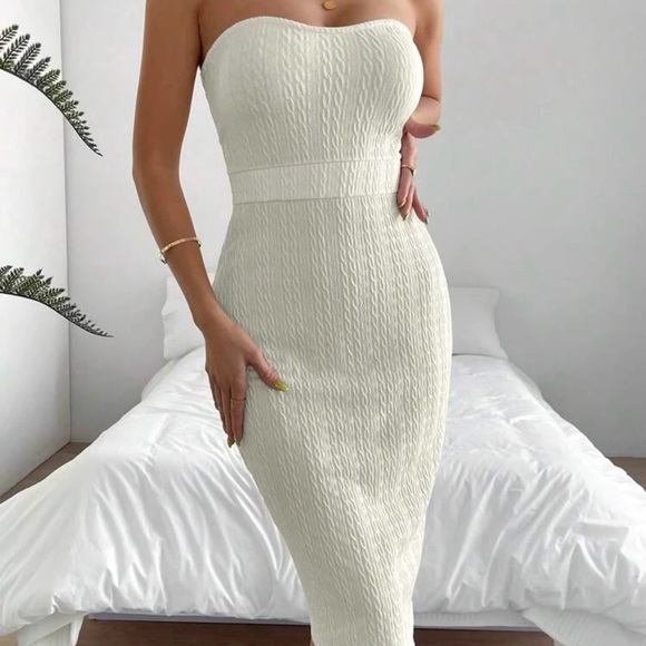Cream bodycon dress (SHEIN) - Picture 3 of 6